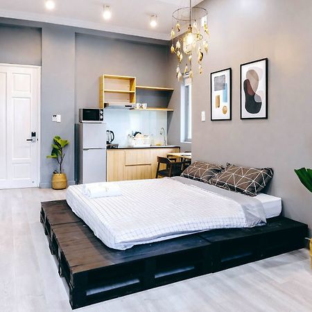Chilla Palace Homestay โฮจิมินห์ซิตี้ ภายนอก รูปภาพ