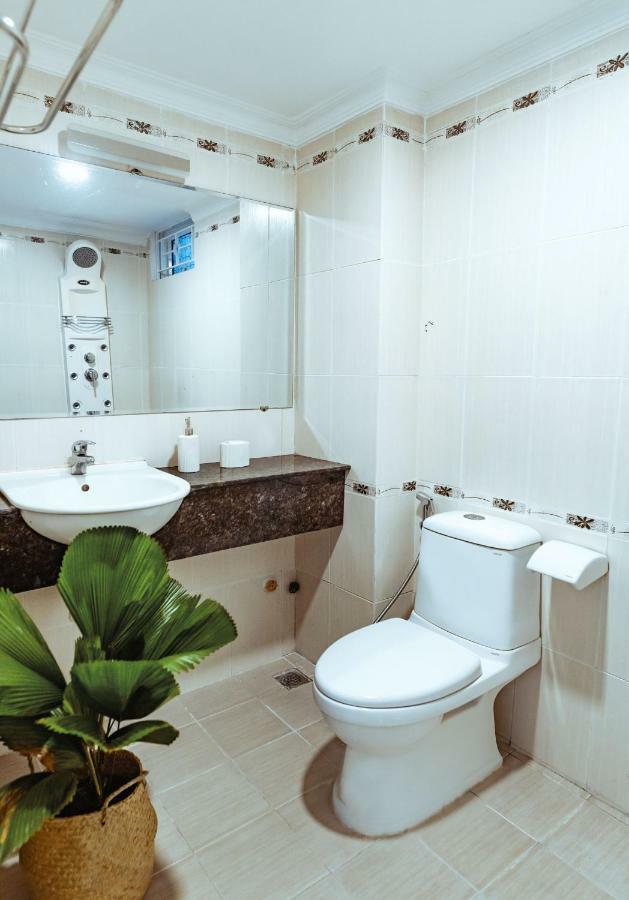 Chilla Palace Homestay โฮจิมินห์ซิตี้ ภายนอก รูปภาพ